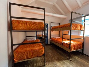 ห้องเบสิกพักรวม | Wi-Fi ฟรี