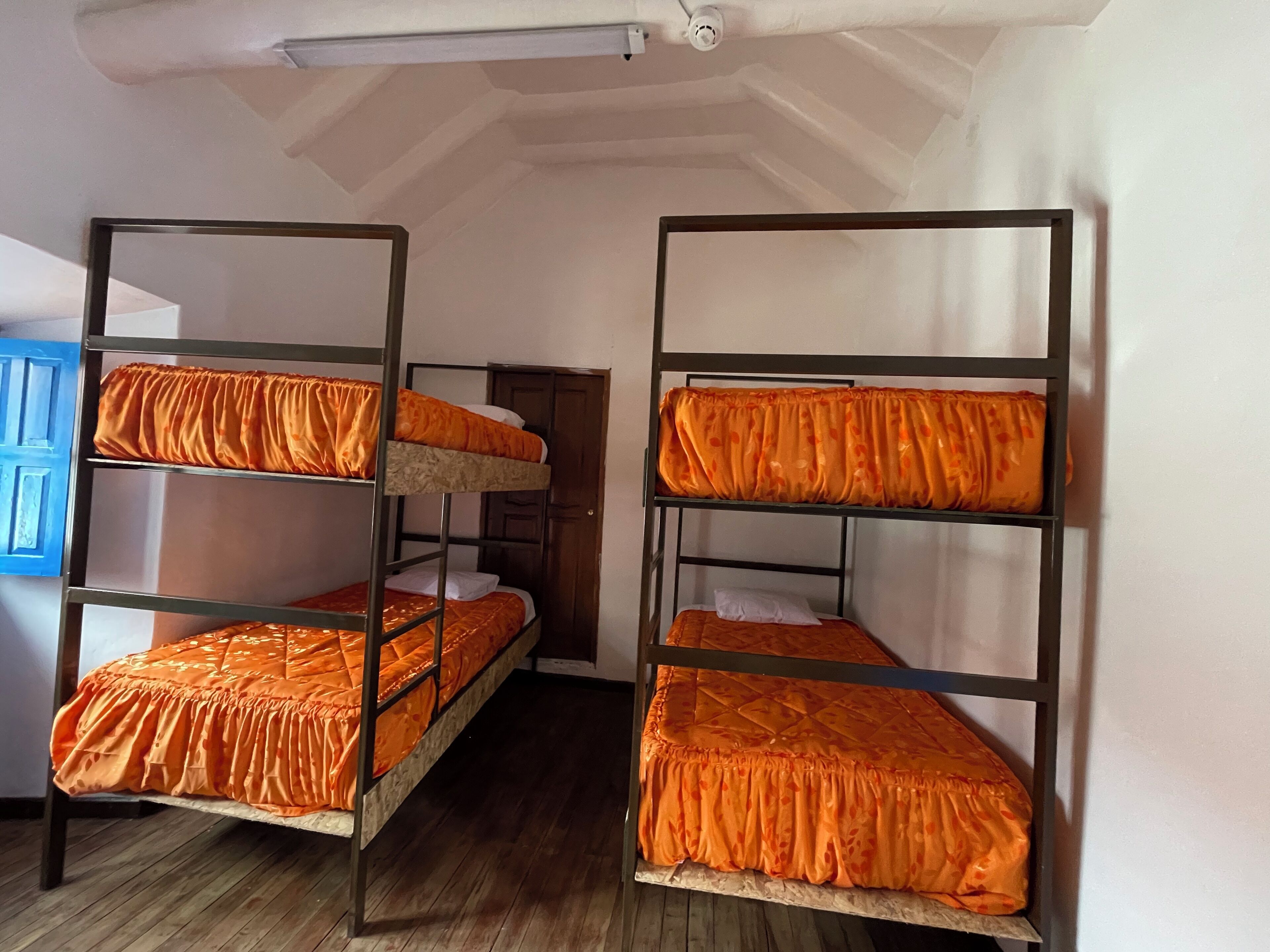 Basic Shared Dormitory | Free WiFi