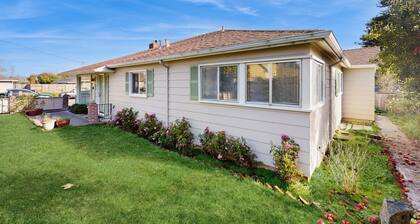 Classic ranch home in great east side location w/ private backyard-close to bay