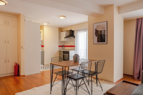 Interior - Charming apartment with AC in vibrant Istanbul (İstanbul)