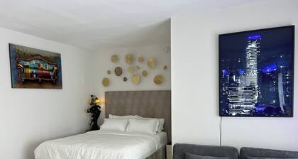 Marylin Studio Apartment in Koreatown