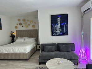 1 chambre, fer et planche Ă repasser, Wi-Fi, draps fournis