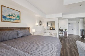 Bügeleisen/Bügelbrett, WLAN, Bettwäsche