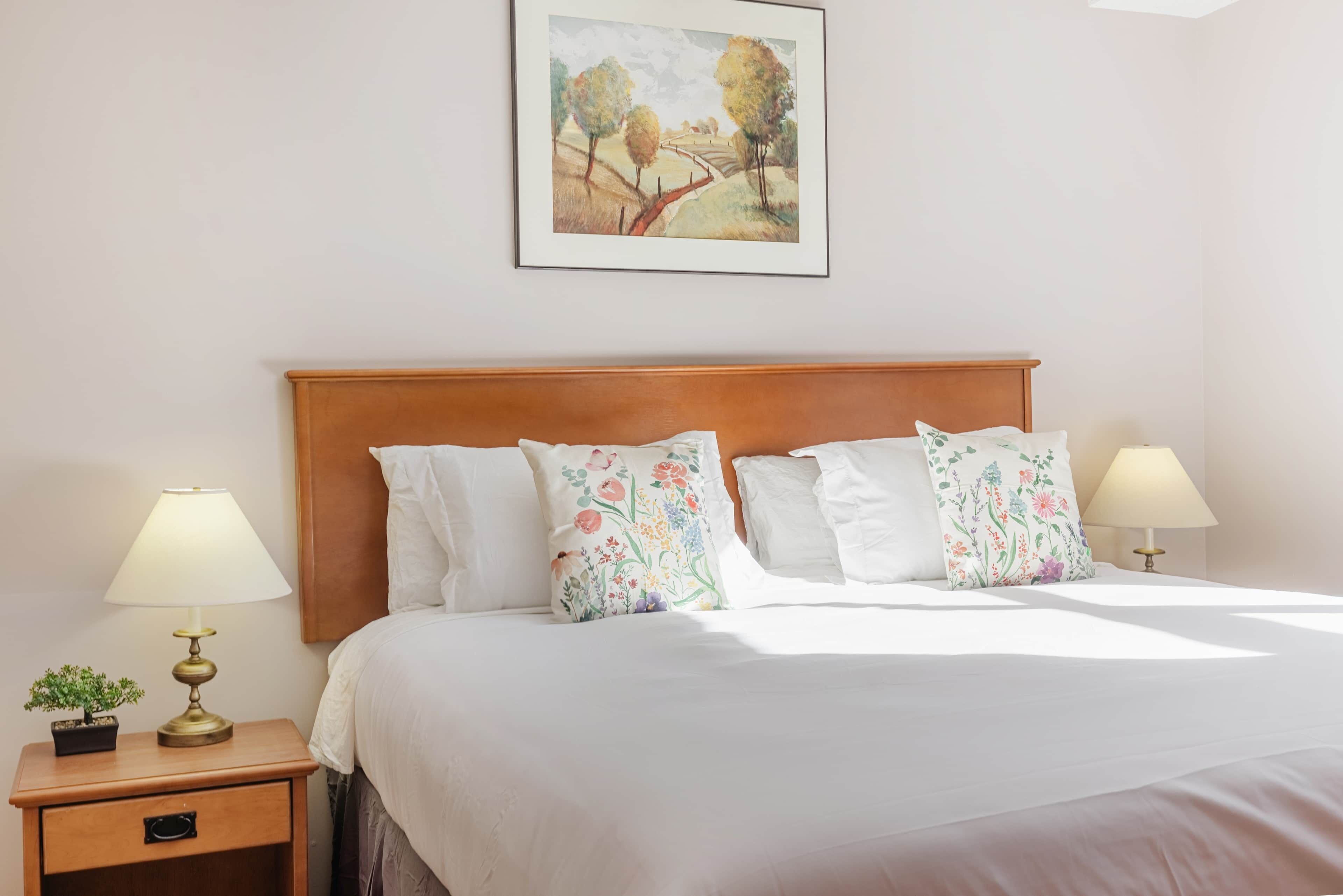 2 chambres, fer et planche à repasser, lit parapluie, Wi-Fi gratuit