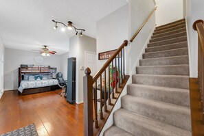 Interior - Pet-friendly 4-bedroom + Office and Pool (Allen)