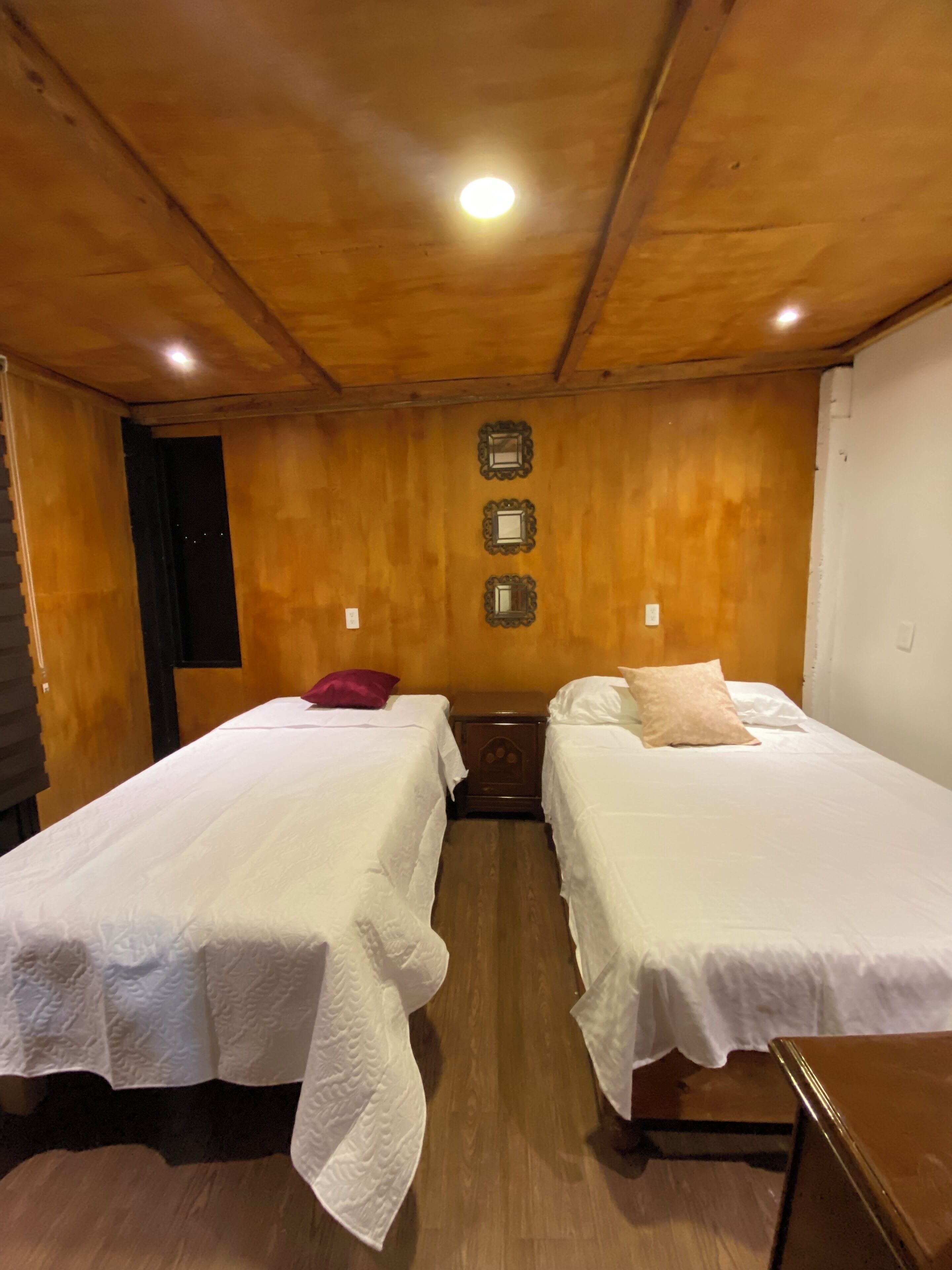 2 bedrooms, Internet, bed sheets