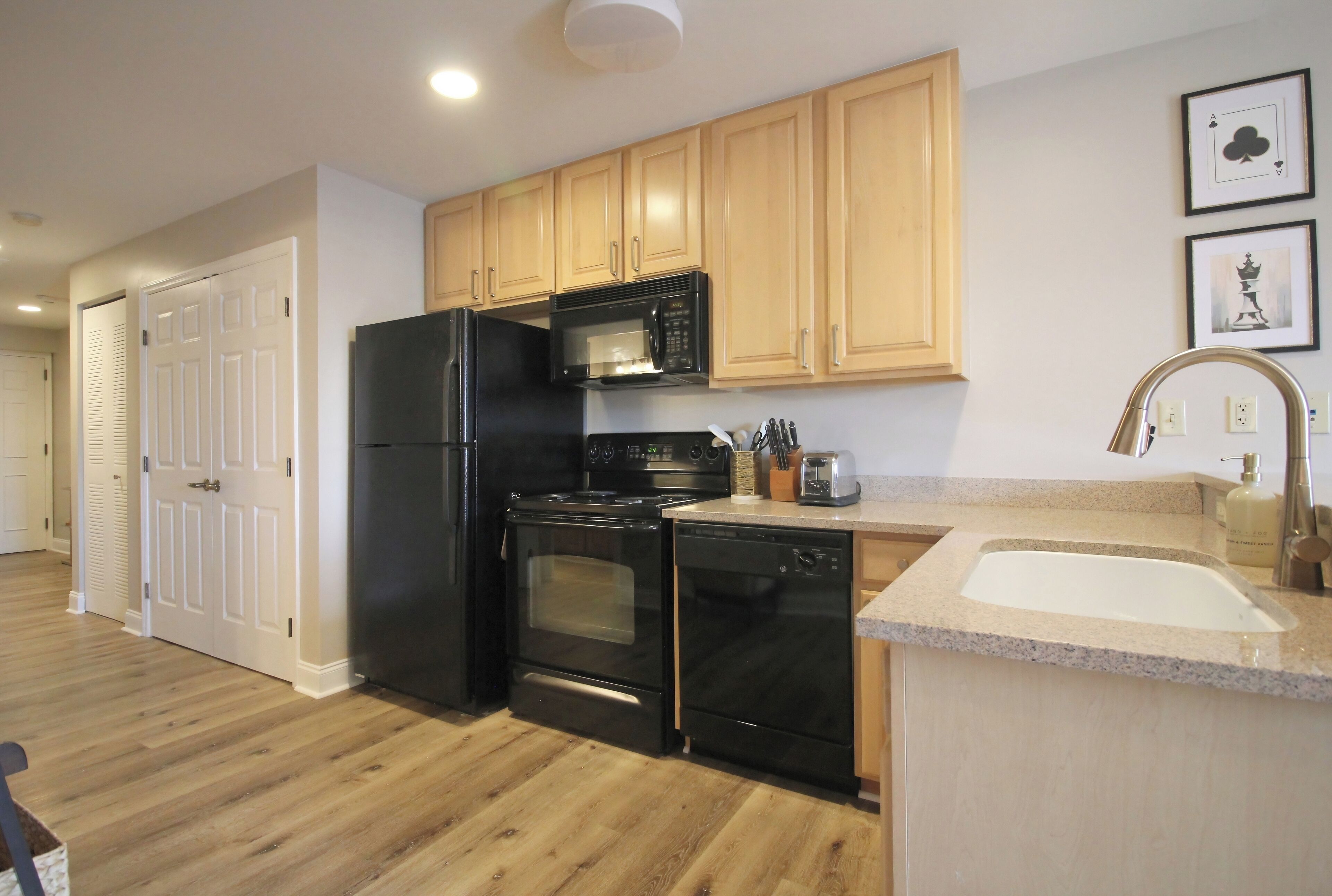 Microwave, oven, stovetop, dishwasher