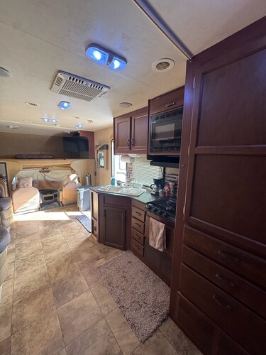 Cozy RV stay on a South Gilbert Mini Farm
