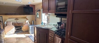 Cozy RV stay on a South Gilbert Mini Farm