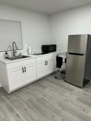 Micro-ondes, plaque de cuisson