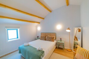 1 habitación, tabla de planchar con plancha, internet y ropa de cama 