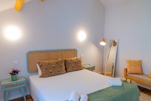 1 bedroom, iron/ironing board, Internet, bed sheets - VIVA Boavista Duplex Retreat (Porto)
