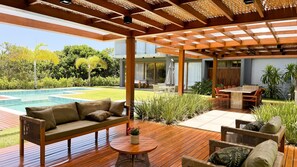 Outdoor dining - House in Praia do Forte - Mata de São João (Açu da Torre)
