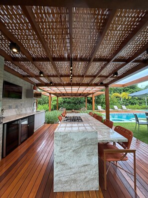 Outdoor dining - House in Praia do Forte - Mata de São João (Açu da Torre)