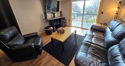 NEWLY REMODELED HOME! INDOOR FISH & GAME CLEANING STATION!