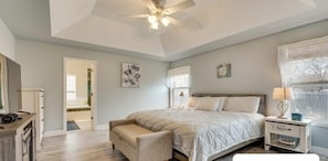 1 habitación, tabla de planchar con plancha, wifi y ropa de cama