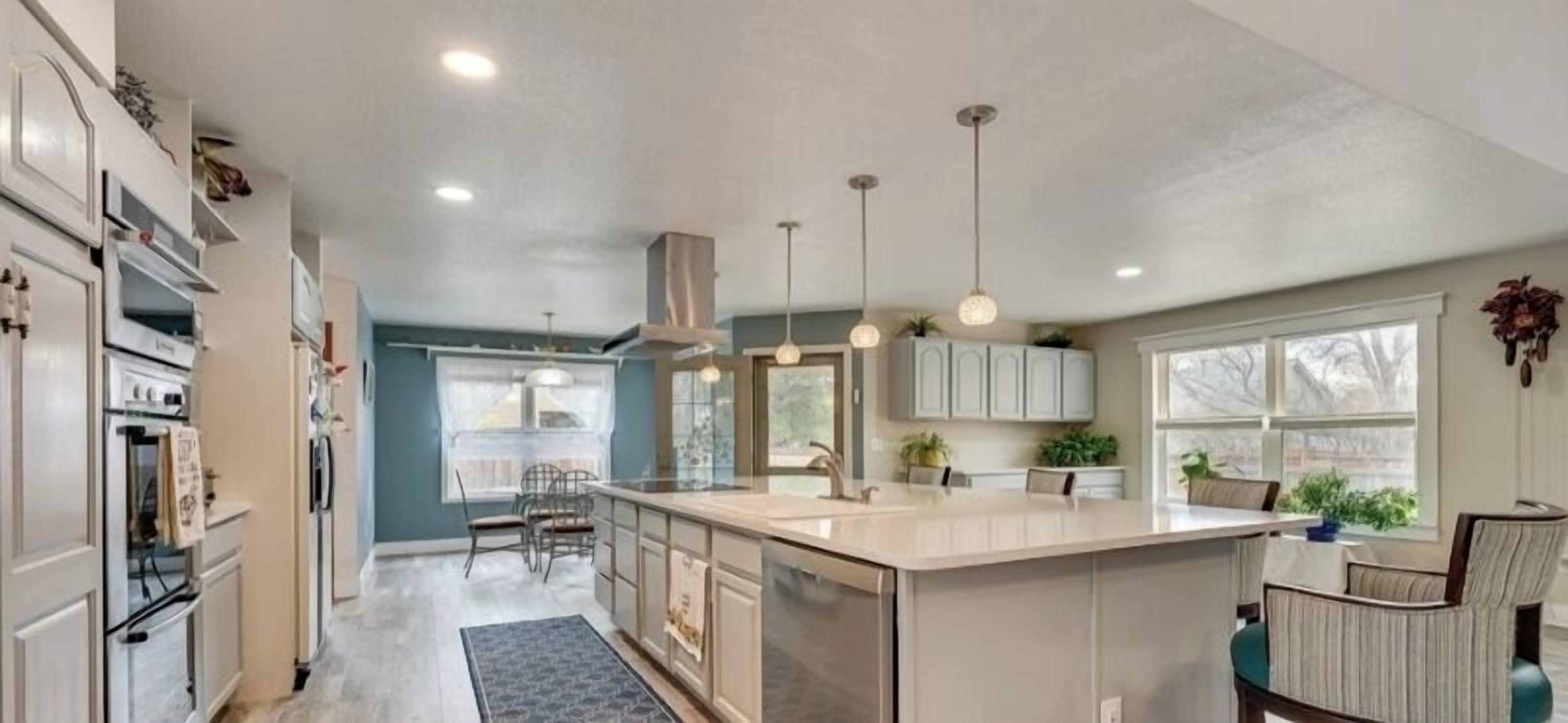 Mikroaaltouuni, uuni, liesi, astianpesukone