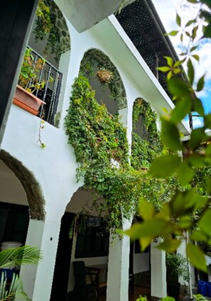 واجهة المنشأة