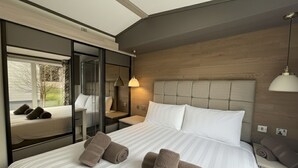 Unclassified image, 2 of 19, button - Luxury Lodge Retreat.Countryside Escape (Auchterarder)