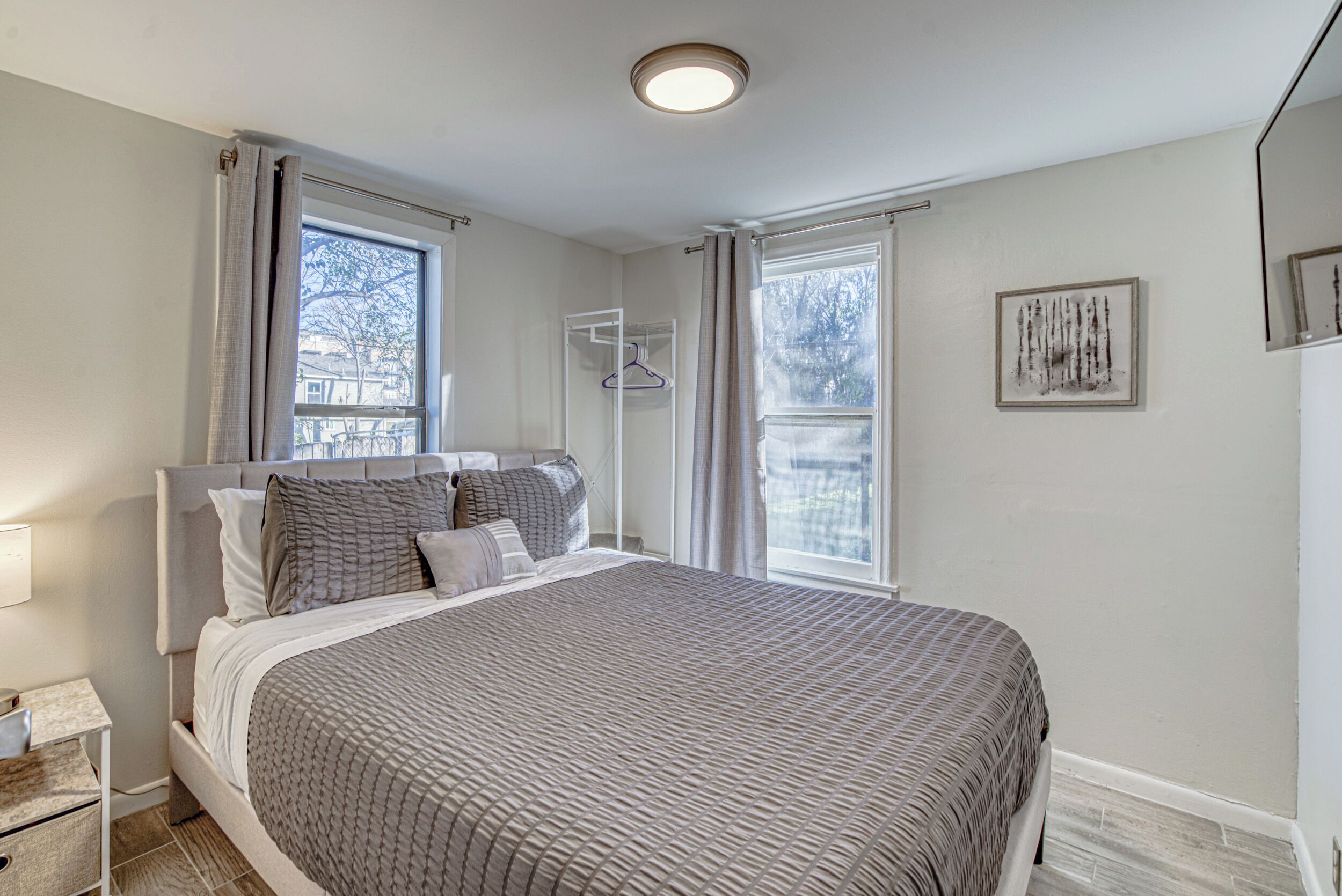 2 chambres, bureau, fer et planche à repasser, Wi-Fi gratuit