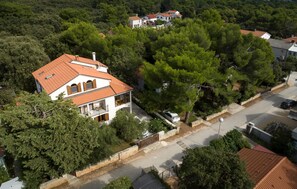 Exterior - Amazing apartment in Mali Losinj with WiFi (Mali Losinj)