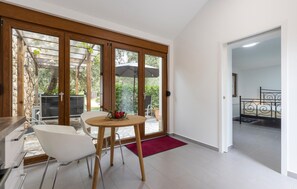 Interior - Amazing apartment in Mali Losinj with WiFi (Mali Losinj)