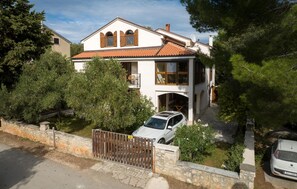 Exterior - 1 bedroom cozy apartment in Mali Losinj (Mali Losinj)