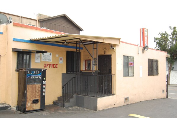 Exterior - Parklane Motel (Oakland)