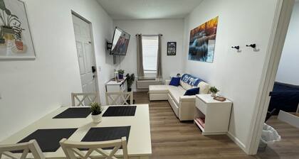 “The Colt” Newly Furnished 1 bedroom house near BSU