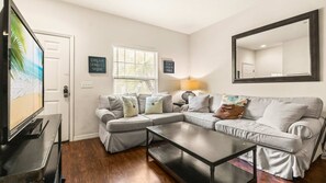 Villa (3 Bedrooms) | Interior - Upstay Modern 3BR Townhome With Pool Near Disney (Kissimmee)