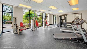 Unclassified image, 4 of 27, button - Upstay Condo With Outdoor Pool & Sauna (Winter Garden)