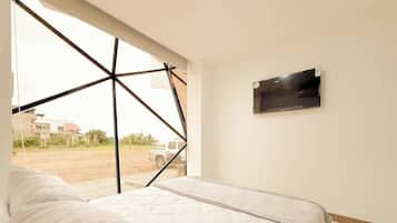 2 habitaciones, tabla de planchar con plancha, wifi y ropa de cama