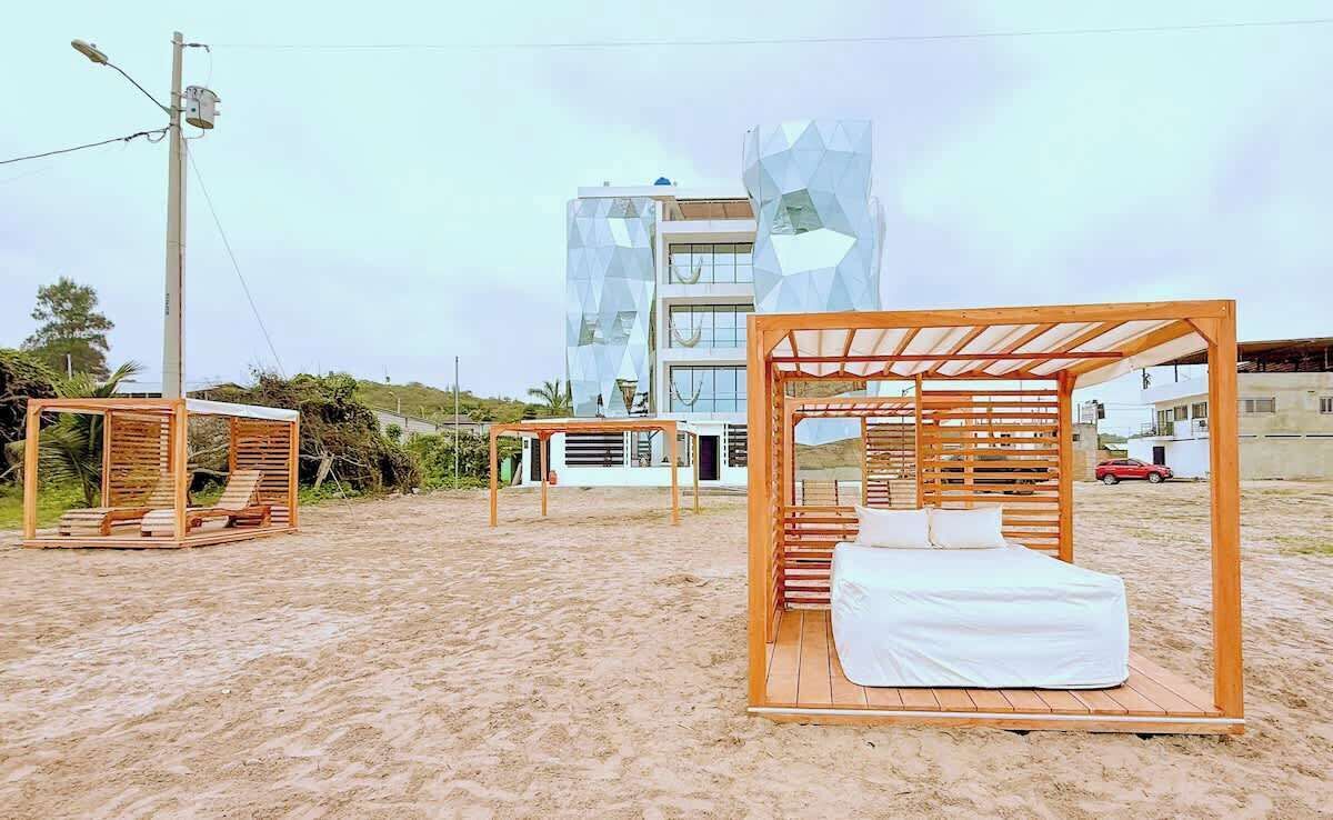 Strand