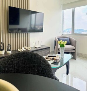 TV - New Suite at Millenium Towers - Kennedy Norte (Guayaquil)