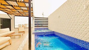 Pool - Beachfront, Pool, Whirlpool & Fireplace (Montanita)