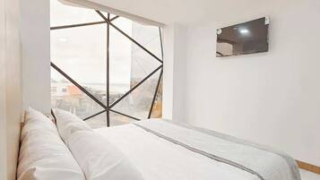 3 slaapkamers, een strijkplank/strijkijzer, wifi, beddengoed