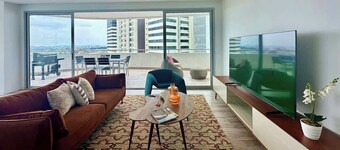 Luxurious Escape at Santana lofts includes Parking