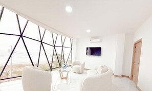 Interior - Beachfront, pool, whirlpool & firepit (Montanita)