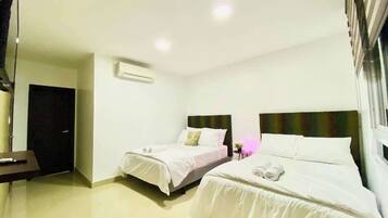 2 bedrooms, iron/ironing board, travel cot, WiFi