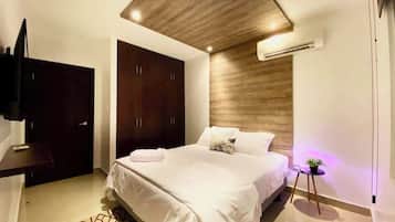 2 bedrooms, iron/ironing board, travel crib, WiFi