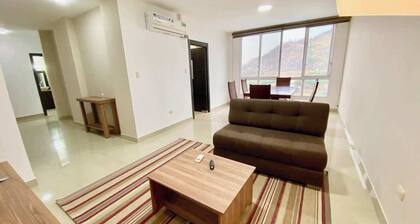 US Consulate! Spacious Apartment with Parking