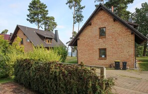 Property grounds - 3 bedroom beautiful home in Röbel (Röbel)