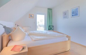 Free WiFi - Amazing home in Röbel with house a panoramic view (Röbel)
