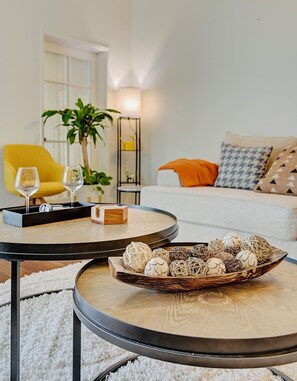 Interior - Ocean View Suite by Convention Ctr & Beach with Free Parking (Long Beach)