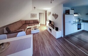 TV - Stunning apartment in Röbel with sauna (Röbel)