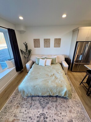 1 bedroom, WiFi, bed sheets - Ski-in, Ski-out Condo at Eagle Point (Beaver)