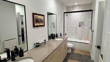 Towels, soap, toilet paper