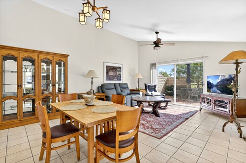   Bungalow w/private garden patios, water and greenbelt views... one with nature