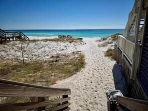 Beach nearby - Beautiful 2 bedroom, 2 bath Destin, Florida Condo! (Destin)