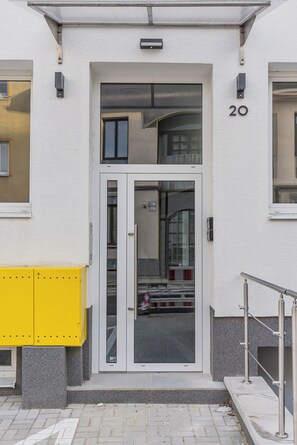 تفاصيل الفندق من الخارج